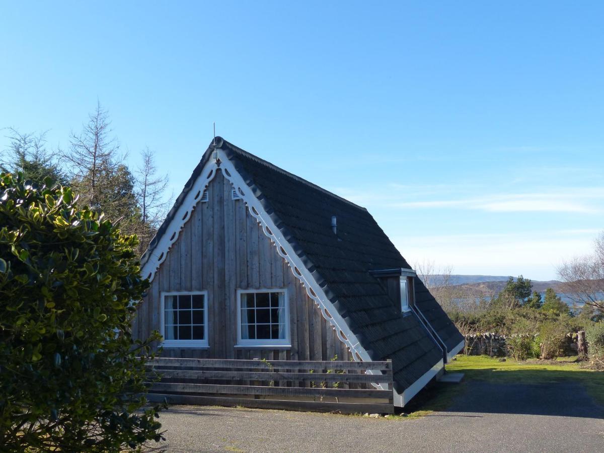 Aultbea Lodges Экстерьер фото